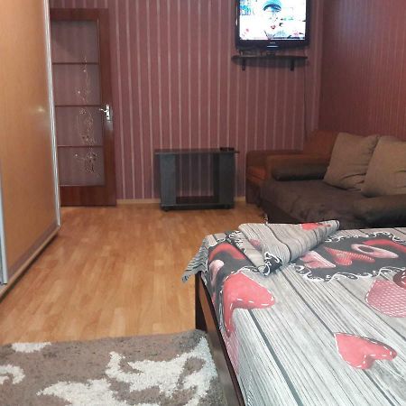 Apartment in the city center 체르니히우 외부 사진