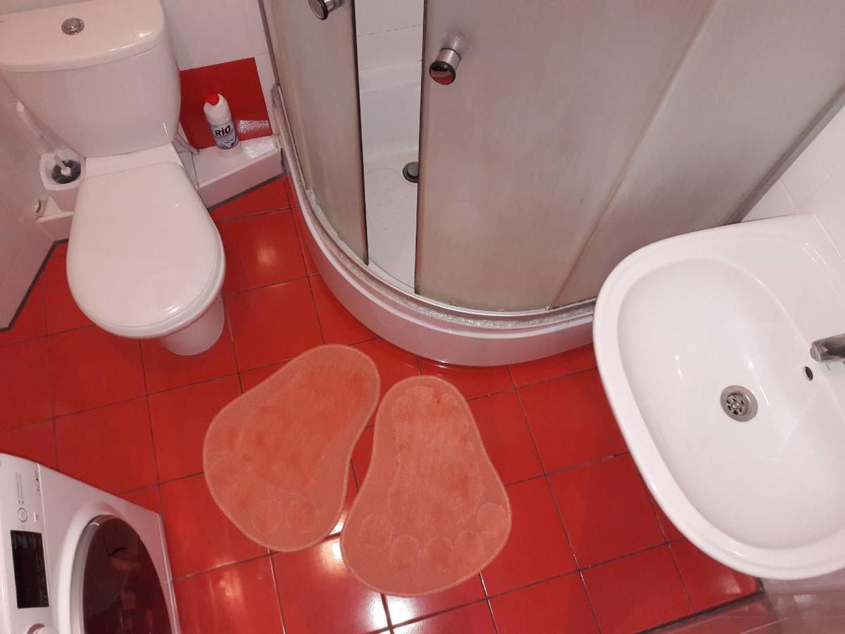 Apartment in the city center 체르니히우 외부 사진