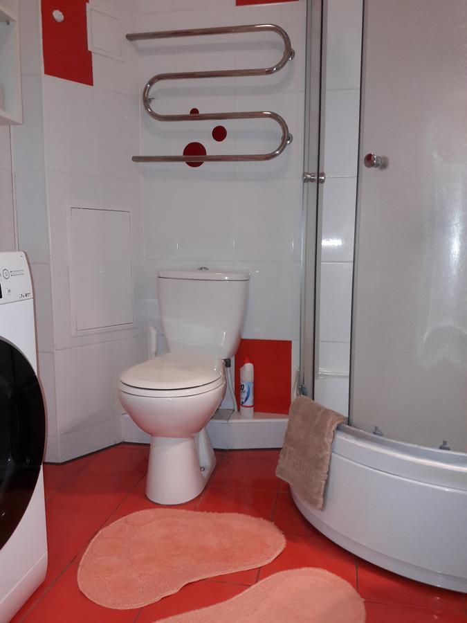 Apartment in the city center 체르니히우 외부 사진