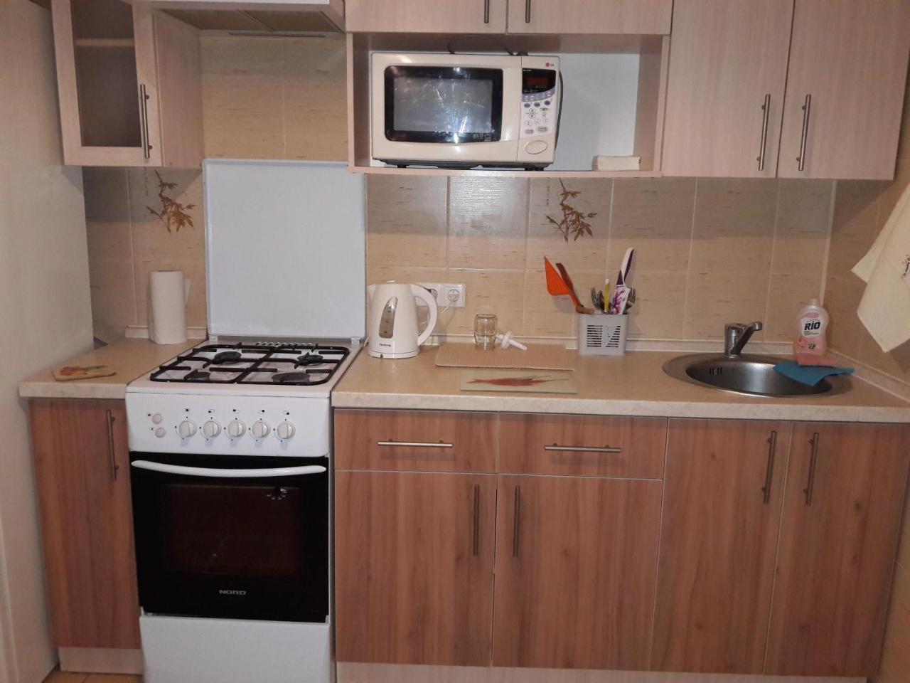 Apartment in the city center 체르니히우 외부 사진