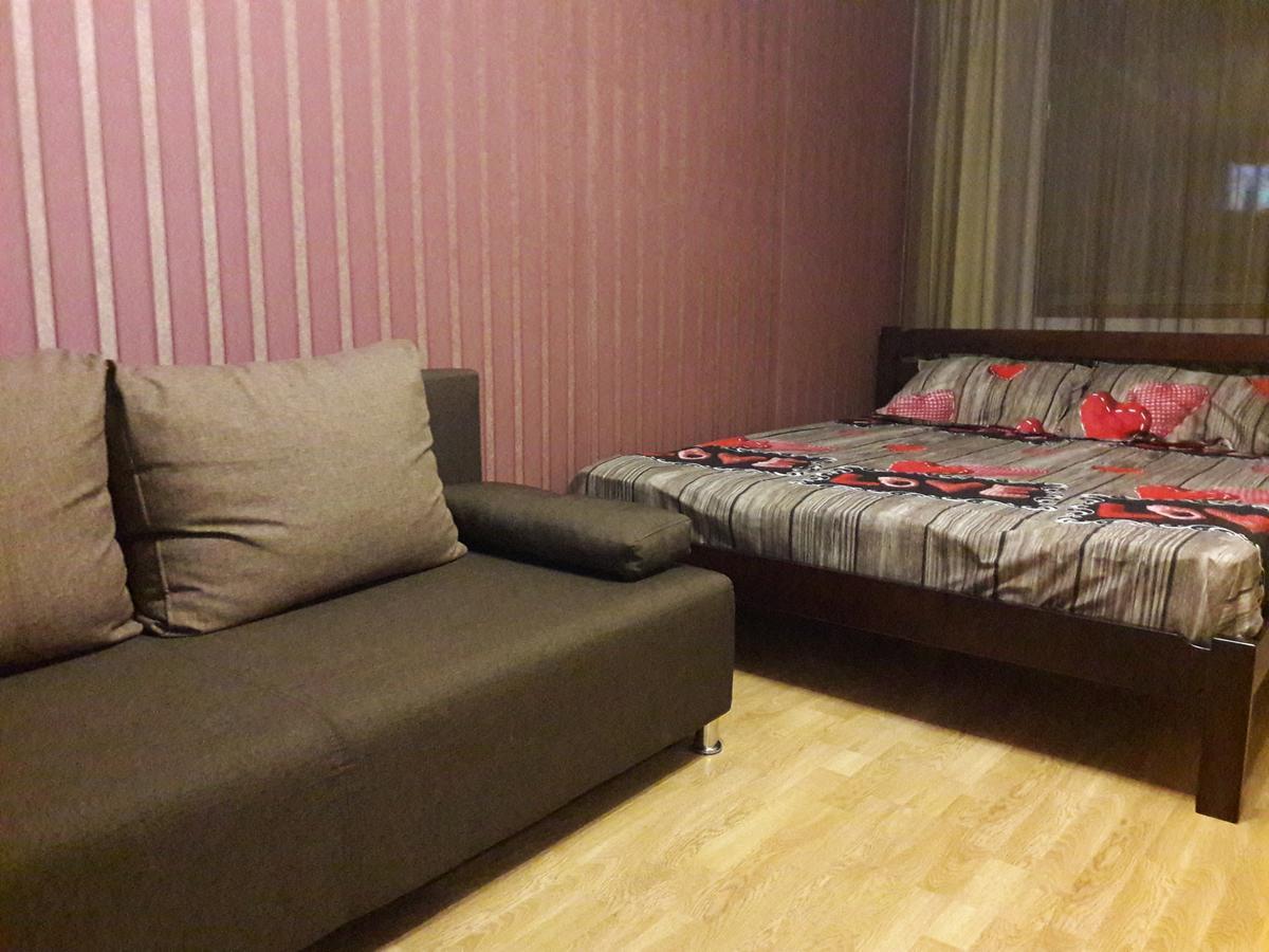 Apartment in the city center 체르니히우 외부 사진